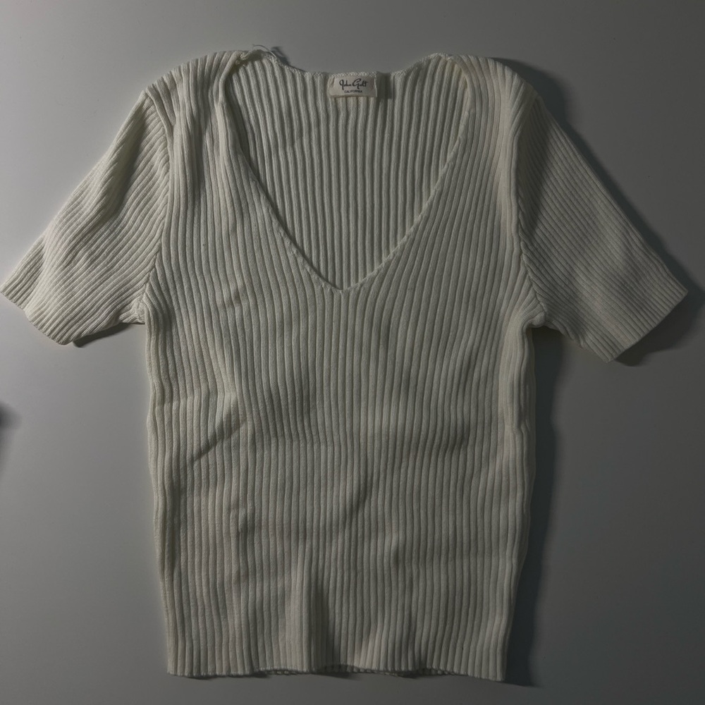 BRAND NEW Brandy Melville Knit Tshirt